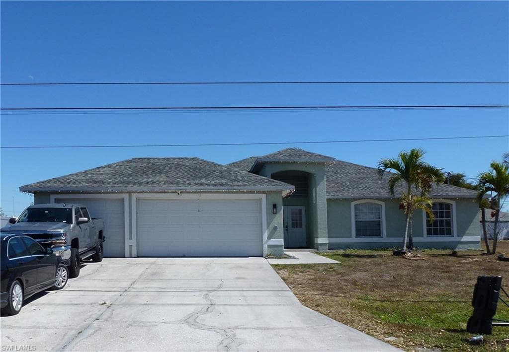 513 SE 16th PL CAPE CORAL, FL 33990
