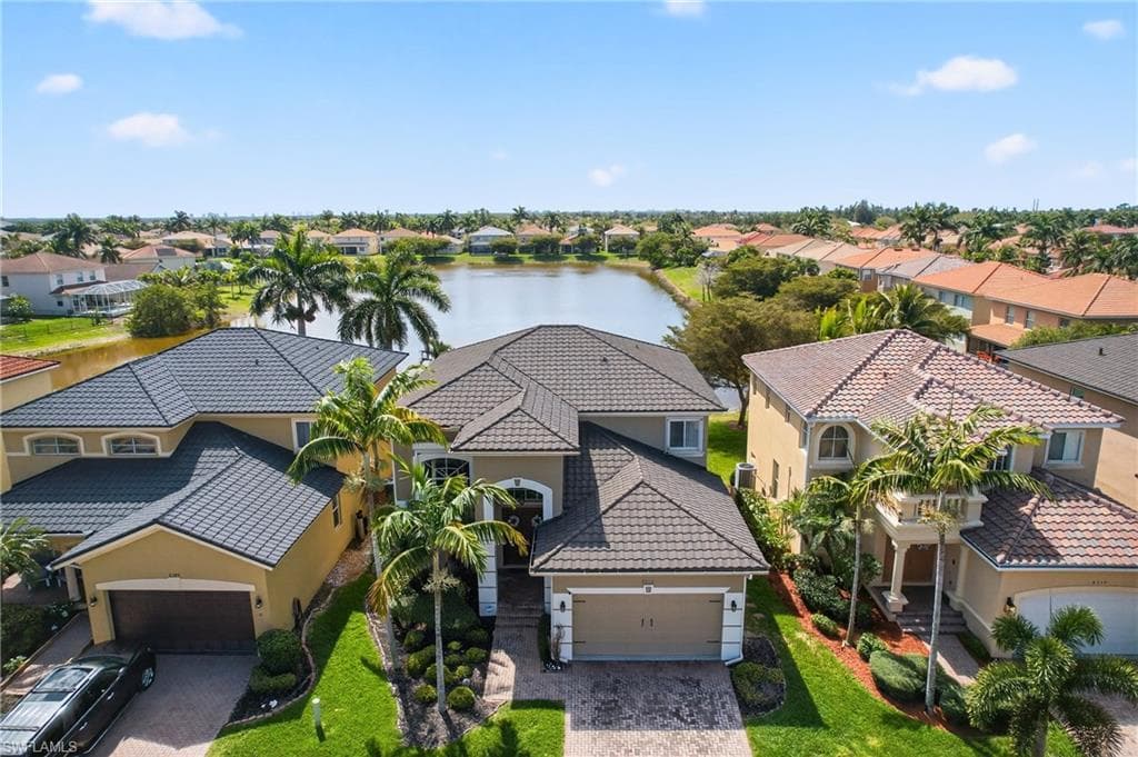 8313 Sumner AVE FORT MYERS, FL 33908
