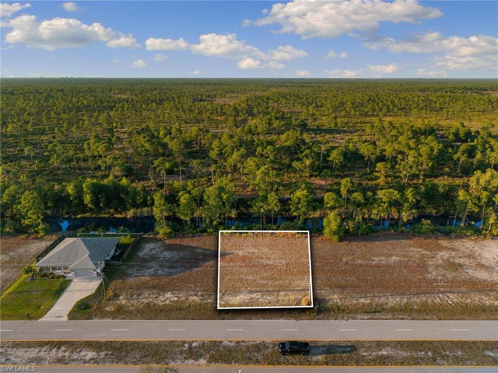 401 Wilmington PKWY CAPE CORAL, FL 33993