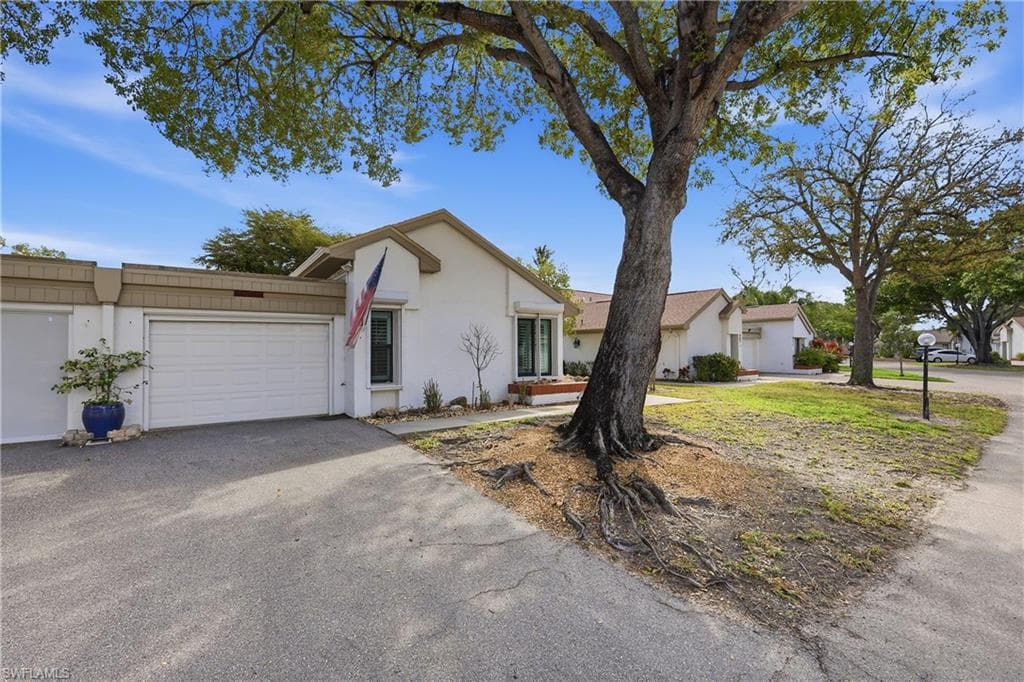 1836 Pine Glade CIR FORT MYERS, FL 33907
