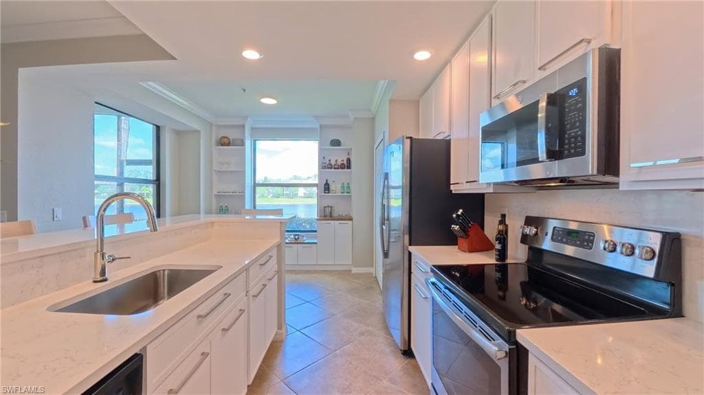 9529 Avellino WAY 2813 NAPLES, FL 34113