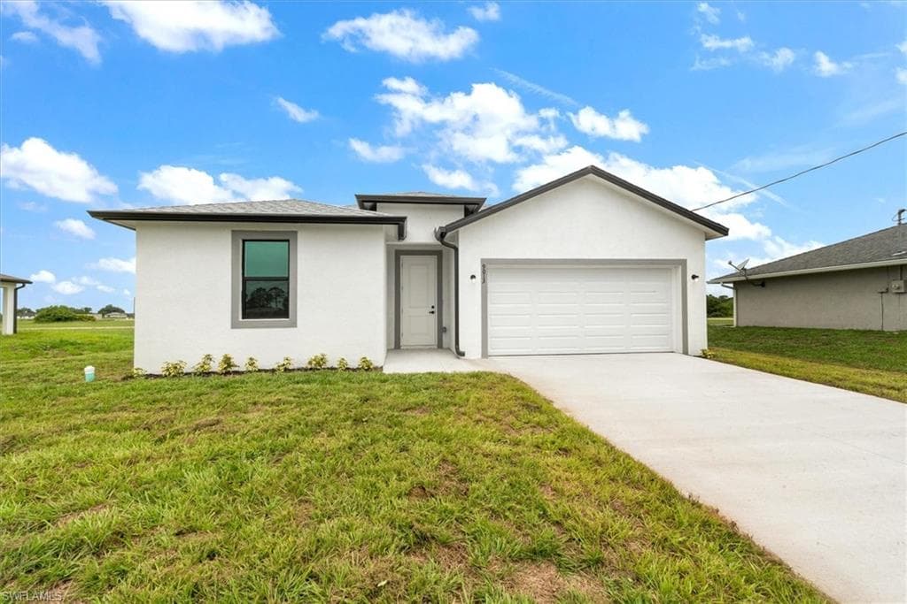 9013 Largo CIR LABELLE, FL 33935