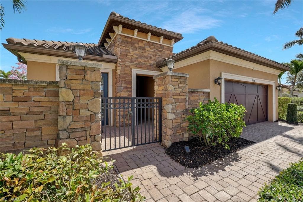 9568 Mussorie CT NAPLES, FL 34114