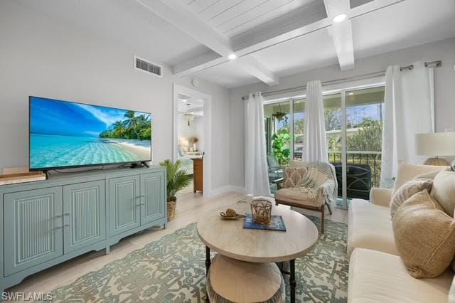53 High Point CIR W 107 NAPLES, FL 34103