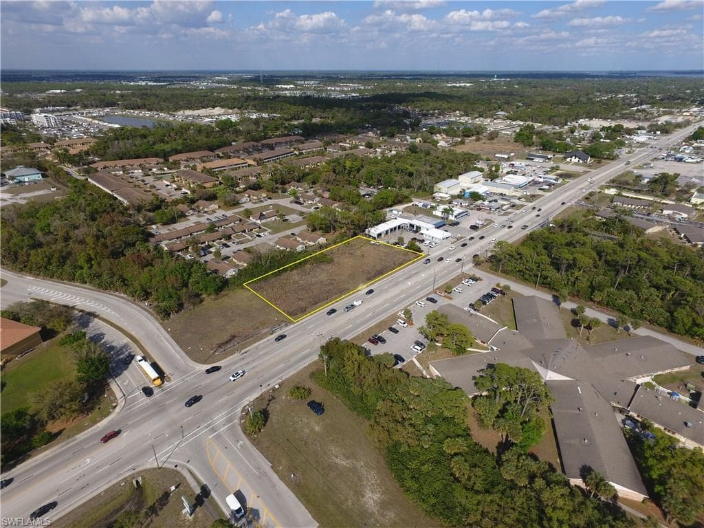 1012 - 1020 Pondella RD NORTH FORT MYERS, FL 33903