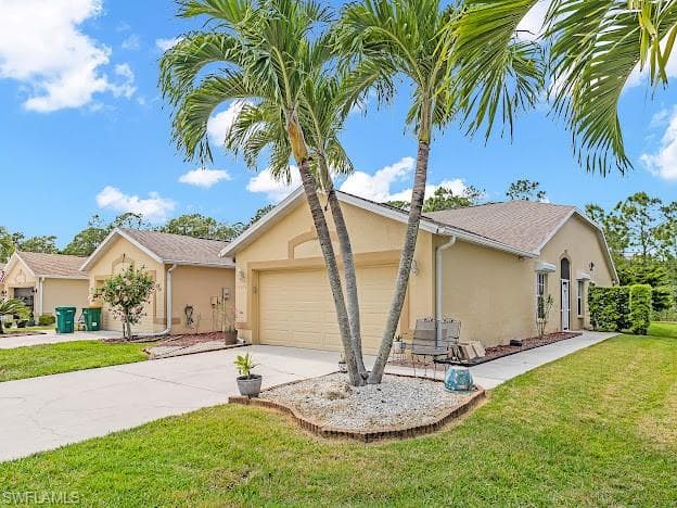 5313 Whitten DR 84 NAPLES, FL 34104
