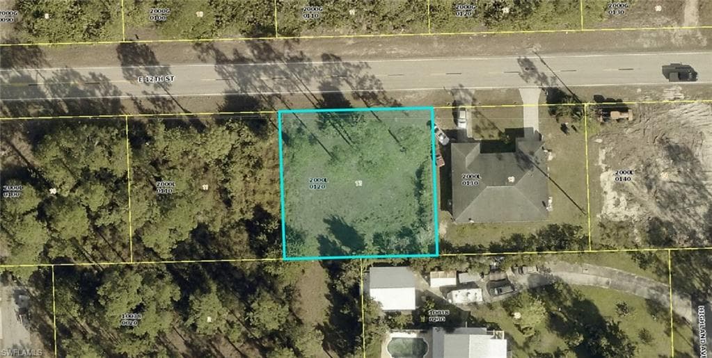 1008 E 12th ST LEHIGH ACRES, FL 33972