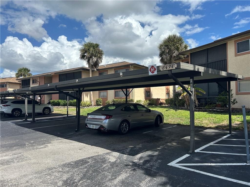 6494 Royal Woods DR 2 FORT MYERS, FL 33908