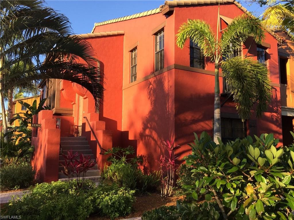 9126 Chula Vista ST 12301 NAPLES, FL 34113