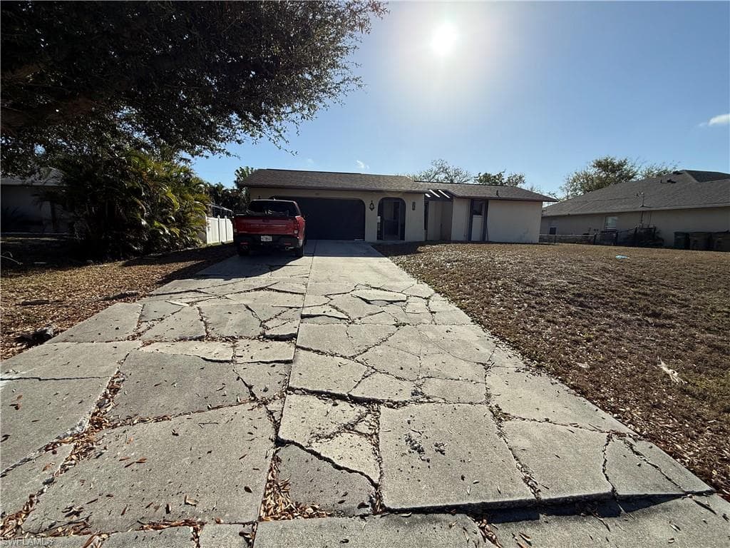 1807 2nd AVE CAPE CORAL, FL 33991