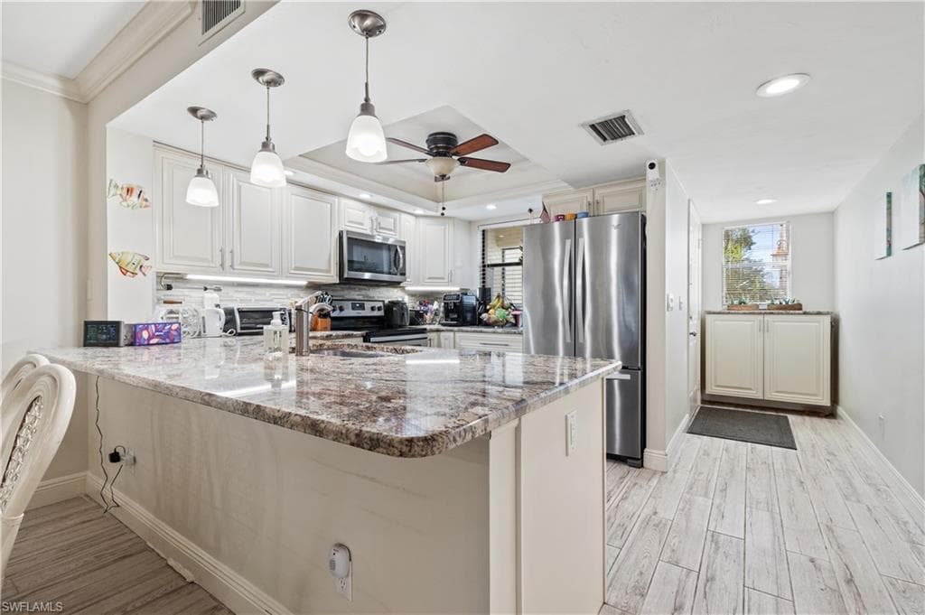 15041 Paddle Creek DR 102 FORT MYERS, FL 33919