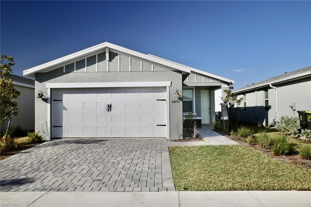 44236 Frontier DR PUNTA GORDA, FL 33982