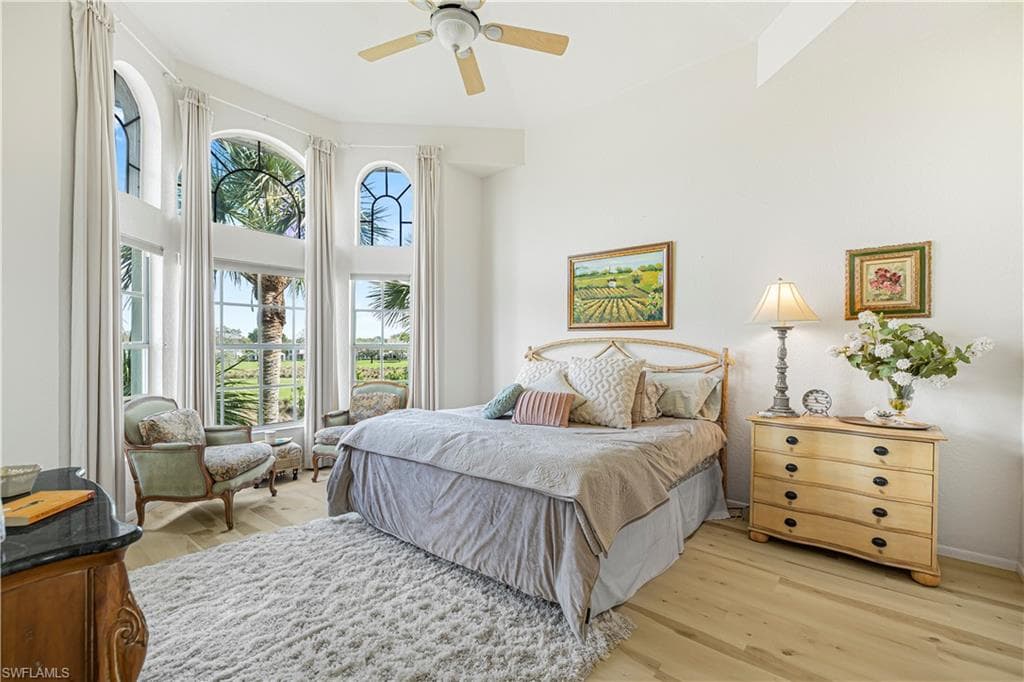 6045 Chardonnay LN 302 NAPLES, FL 34119
