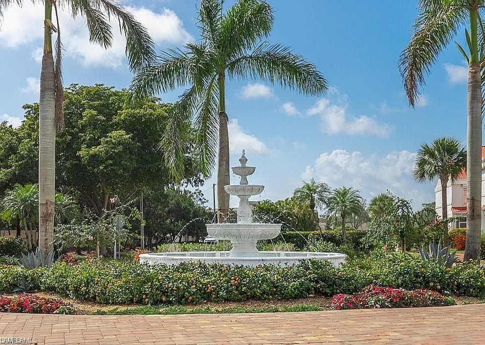 1740 Pine Valley DR 213 FORT MYERS, FL 33907