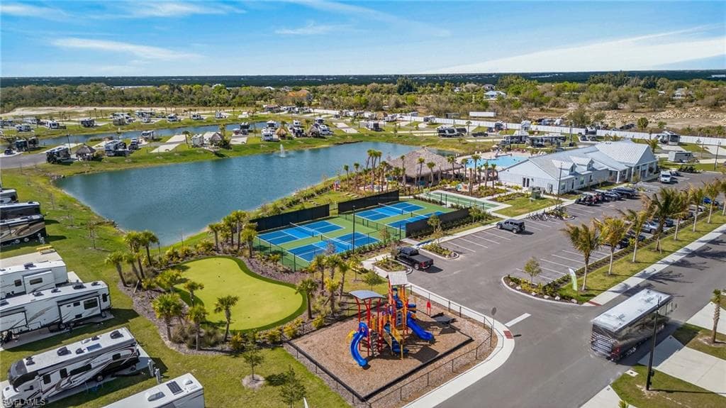 220 Riverclub CT PUNTA GORDA, FL 33982