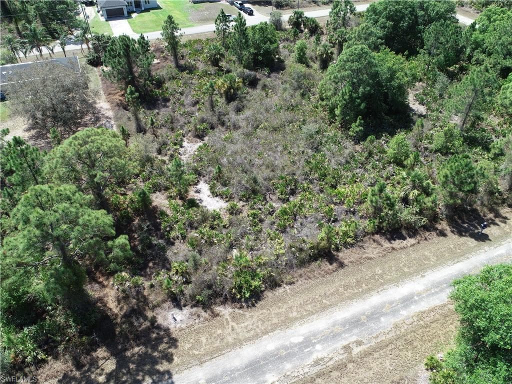 1034 Card ST E LEHIGH ACRES, FL 33974