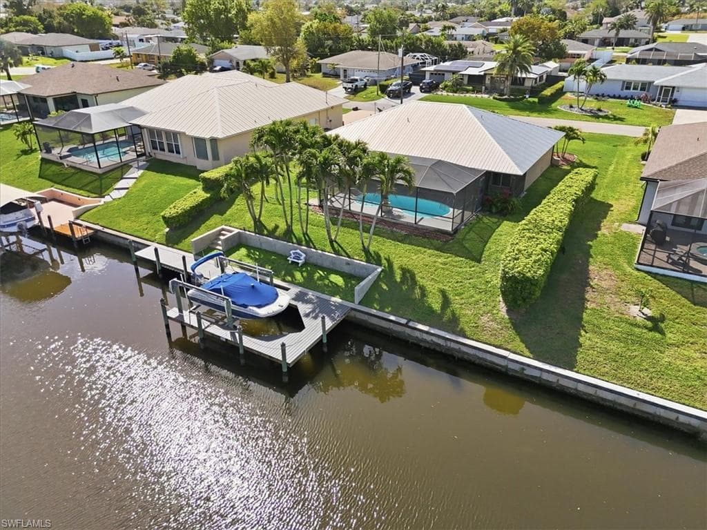 1201 SE 14th ST CAPE CORAL, FL 33990