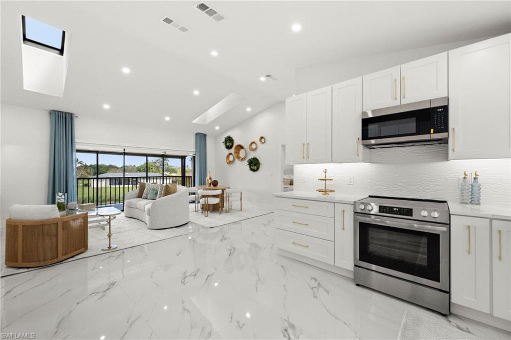 198 Albi RD 604 NAPLES, FL 34112