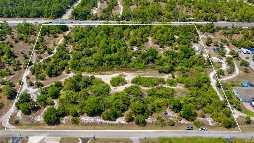 123 8th ST NE NAPLES, FL 34120
