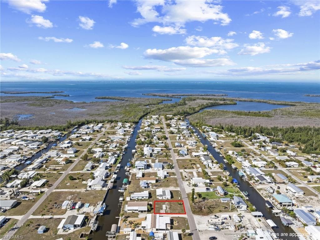 4987 Flamingo DR ST. JAMES CITY, FL 33956