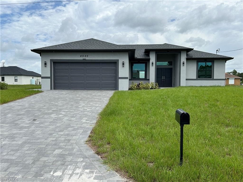 4020 34th ST SW LEHIGH ACRES, FL 33976