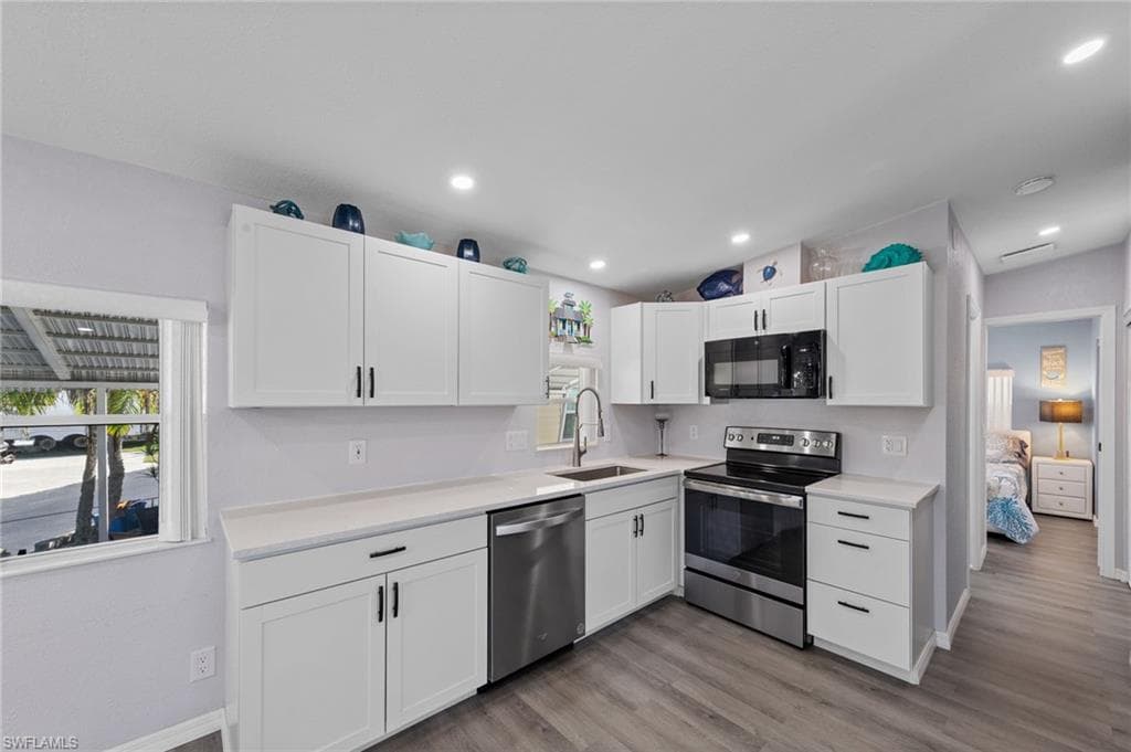 11791 Papershell DR FORT MYERS, FL 33908