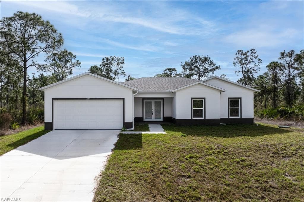 325 Hermosa AVE LEHIGH ACRES, FL 33974