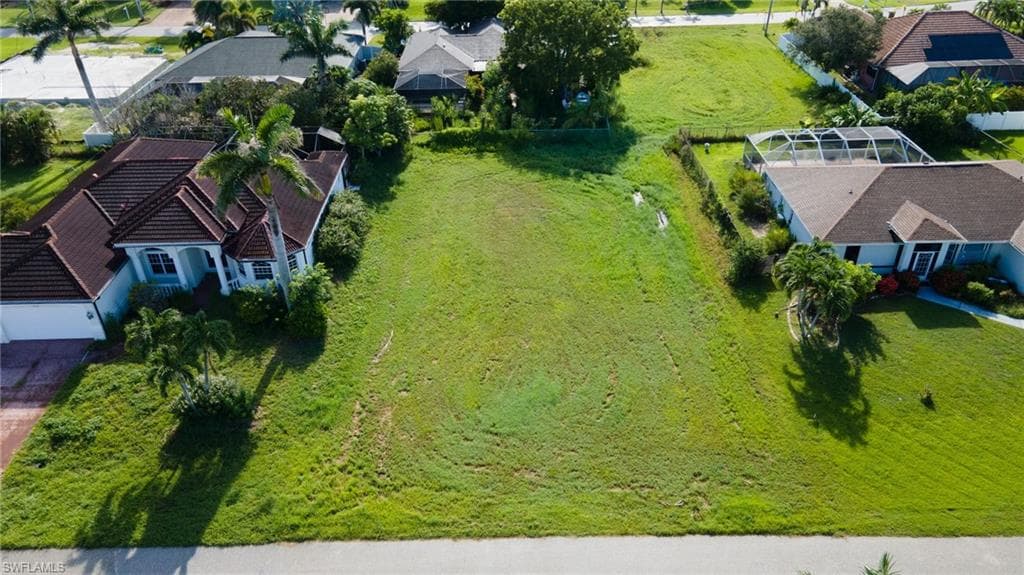 2537 SW 27th PL CAPE CORAL, FL 33914
