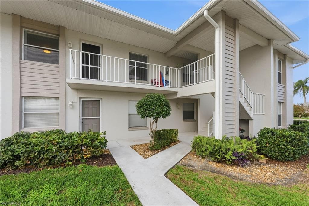 1476 Churchill CIR J203 NAPLES, FL 34116