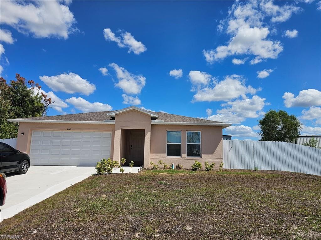 2425 NE 7th PL CAPE CORAL, FL 33909