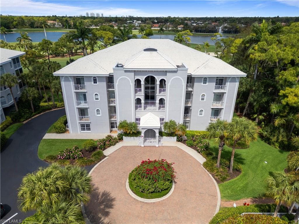 567 Audubon BLVD D-301 NAPLES, FL 34110