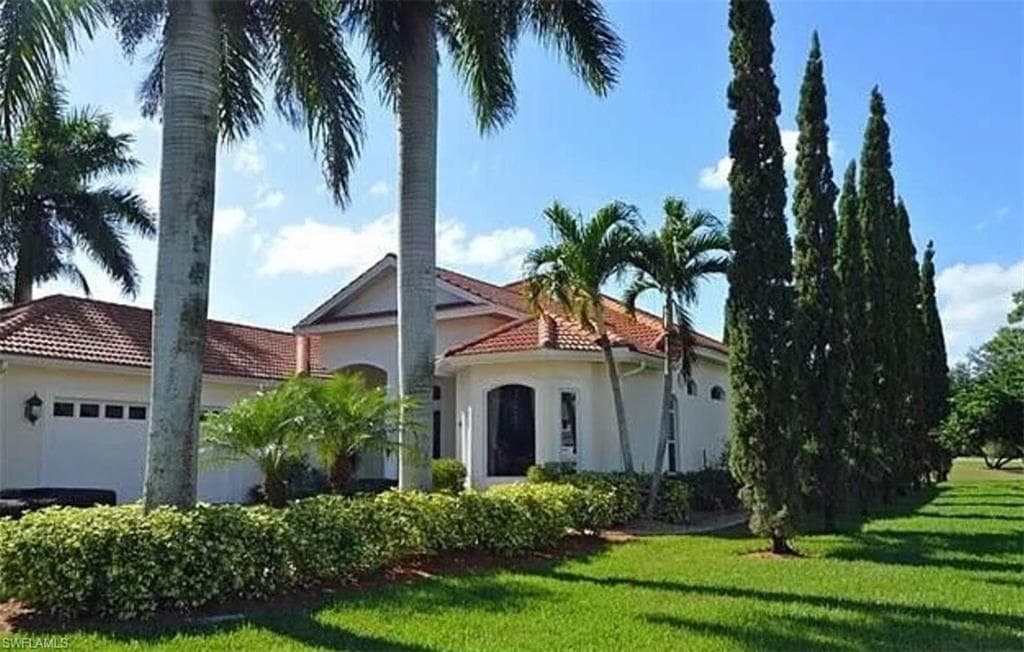 575 Eagle Creek DR NAPLES, FL 34113