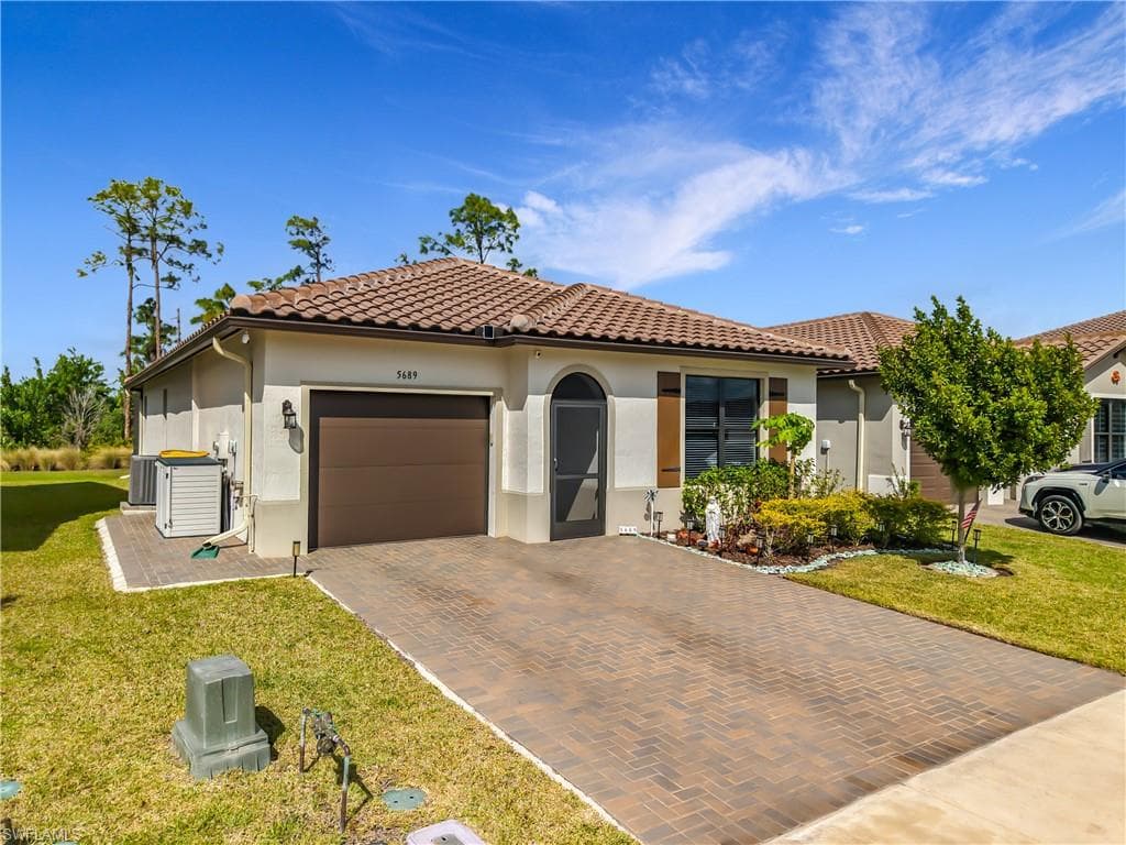 5689 Cassidy LN AVE MARIA, FL 34142