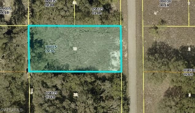 1821 Grant AVE LEHIGH ACRES, FL 33972