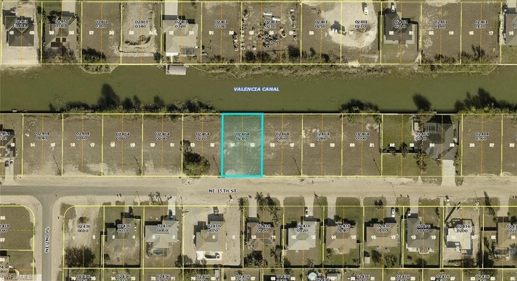 303 NE 15th ST CAPE CORAL, FL 33909