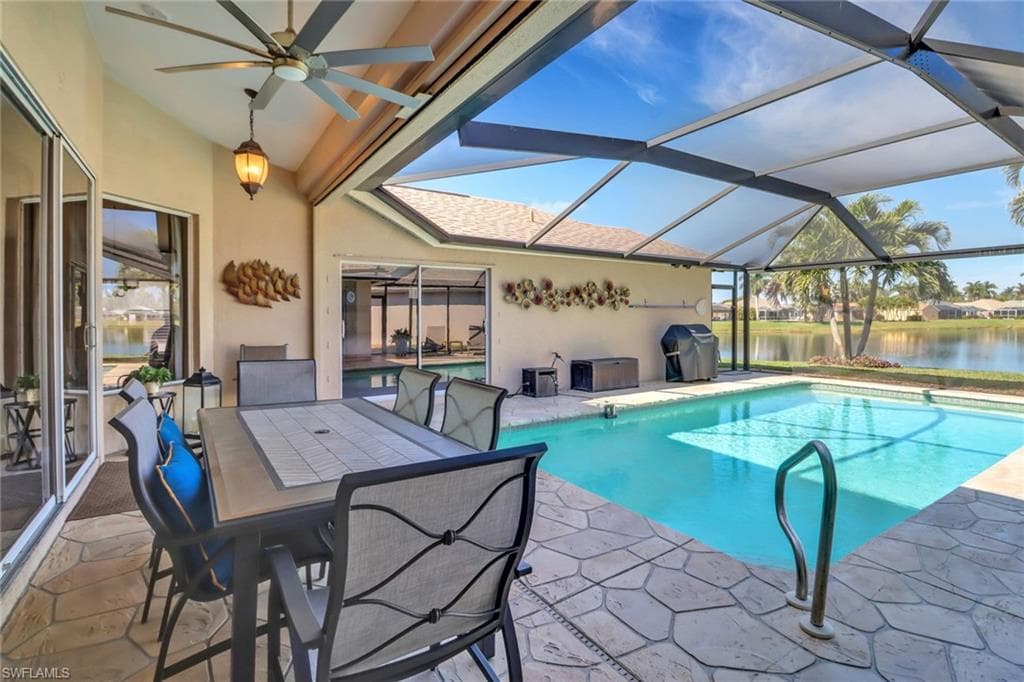 1466 Vintage LN NAPLES, FL 34104