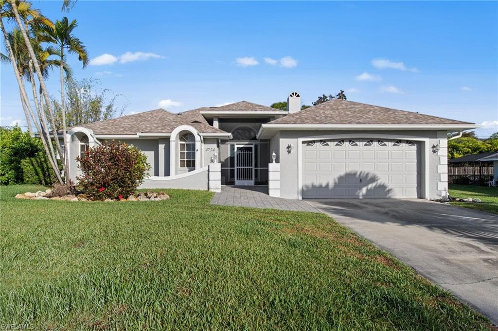 4724 Riverside DR ESTERO, FL 33928