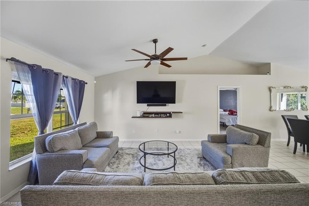 1204 NE 10th TER CAPE CORAL, FL 33909