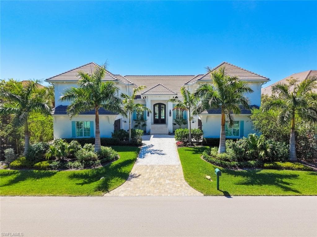 2297 Wulfert RD SANIBEL, FL 33957