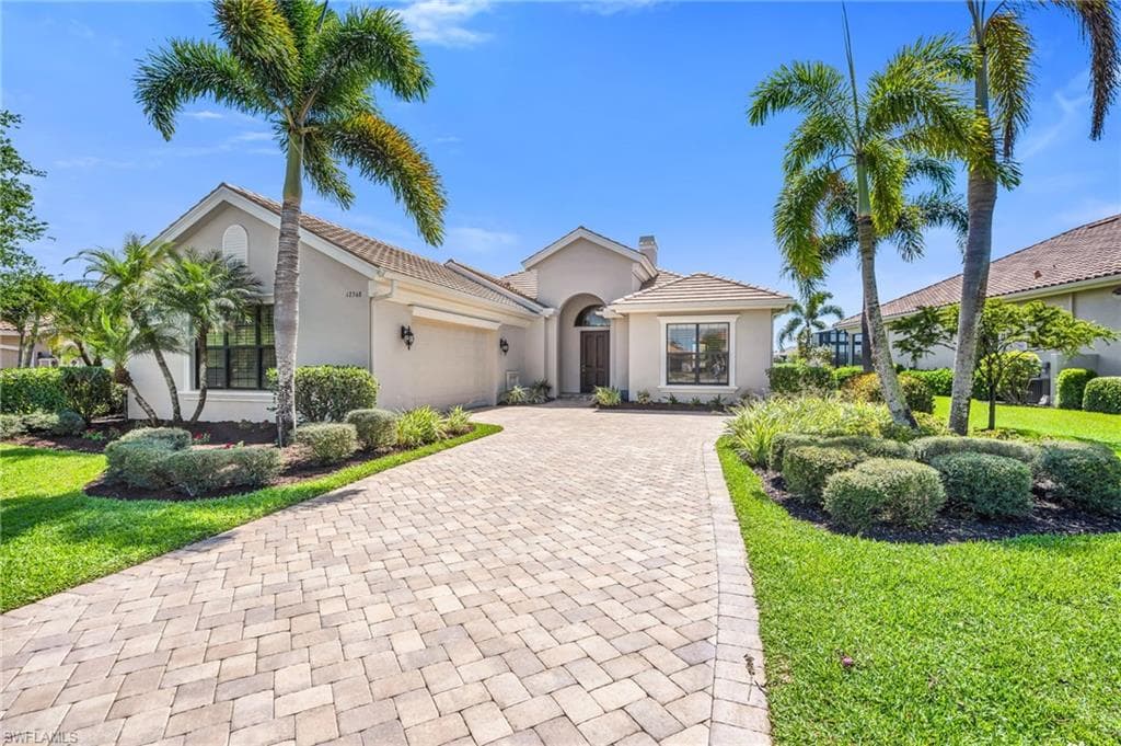 12348 Wisteria DR NAPLES, FL 34120