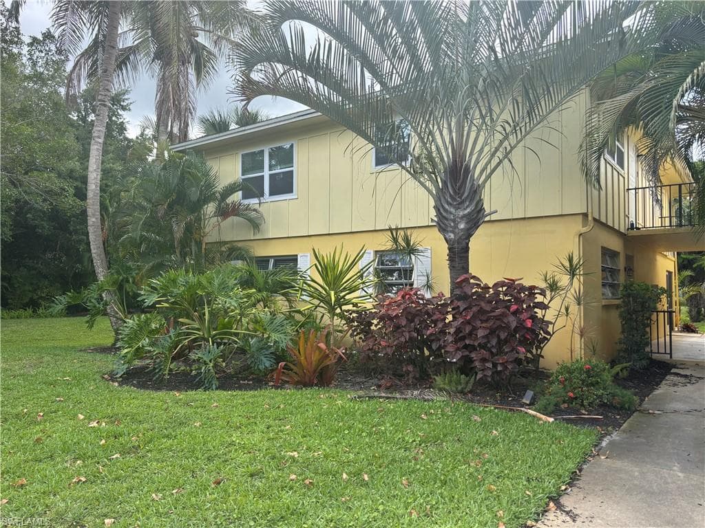 1210 Shady Rest LN 12 NAPLES, FL 34103