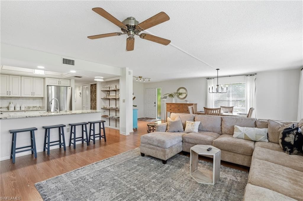 3300 Binnacle DR 102 NAPLES, FL 34103