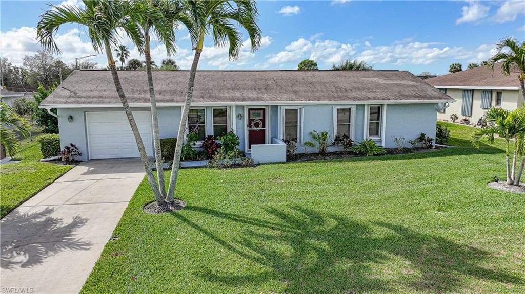 1120 SE 23rd TER CAPE CORAL, FL 33990