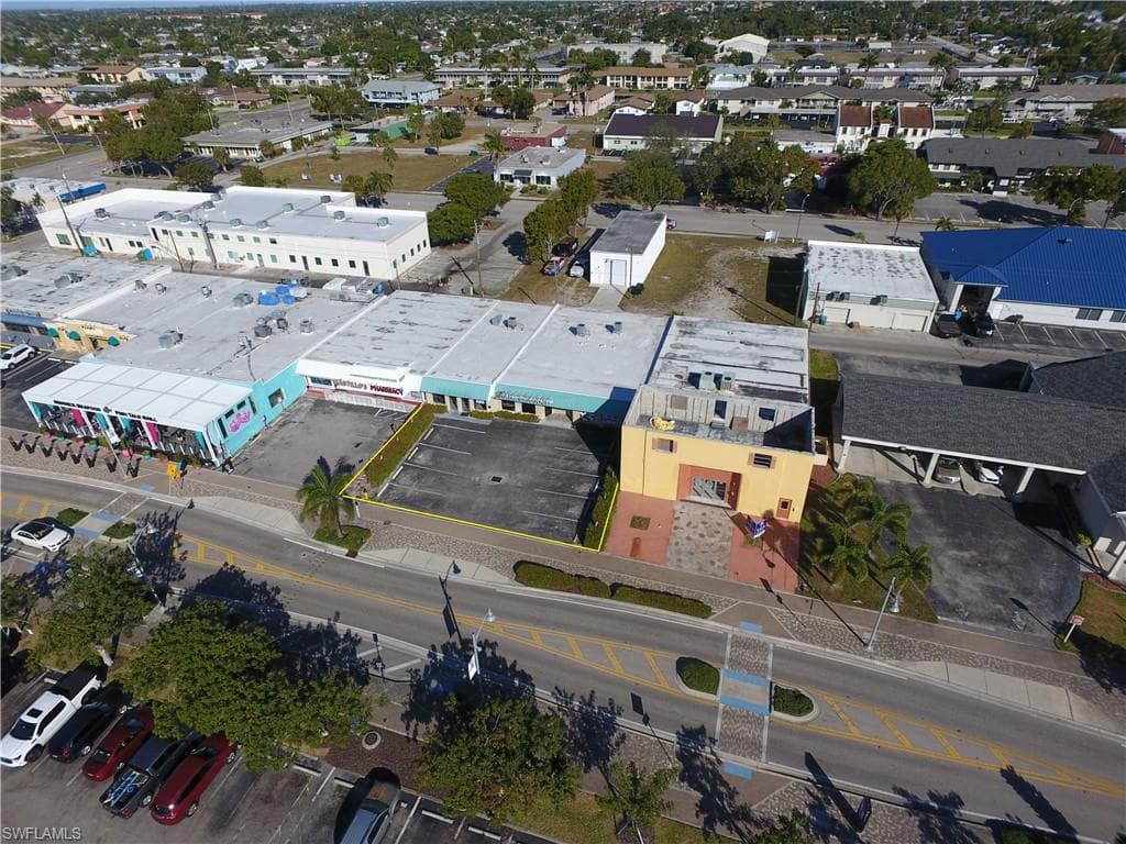 1309-B SE 47th TER CAPE CORAL, FL 33904