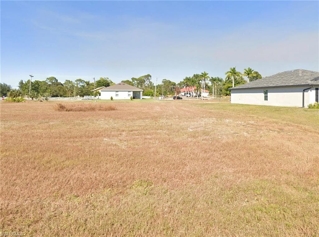 43 NE 31st TER CAPE CORAL, FL 33909