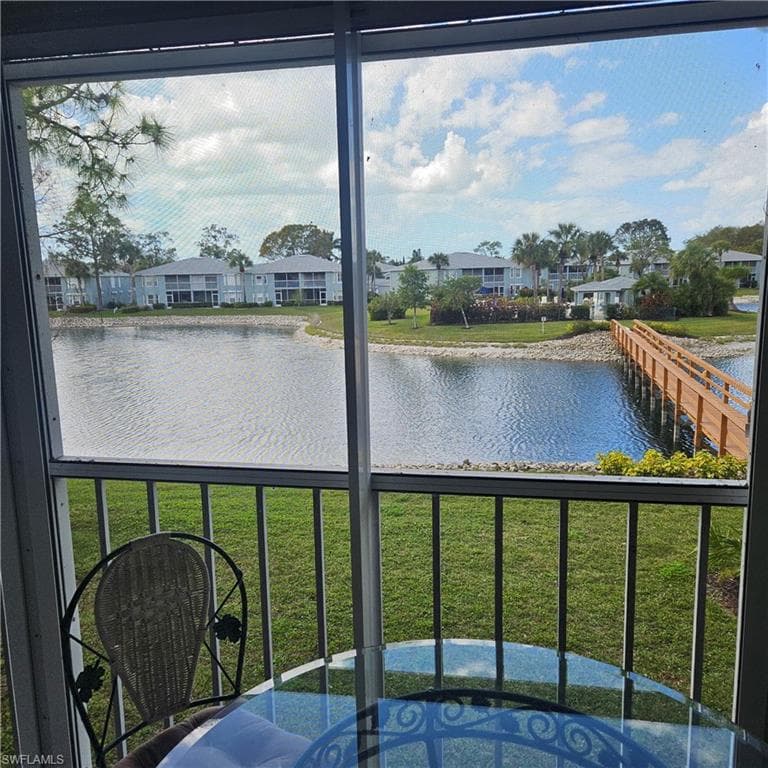 915 New Waterford DR H202 NAPLES, FL 34104