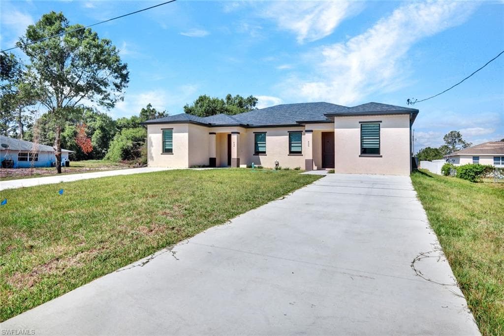 430/432 Bell BLVD S LEHIGH ACRES, FL 33974