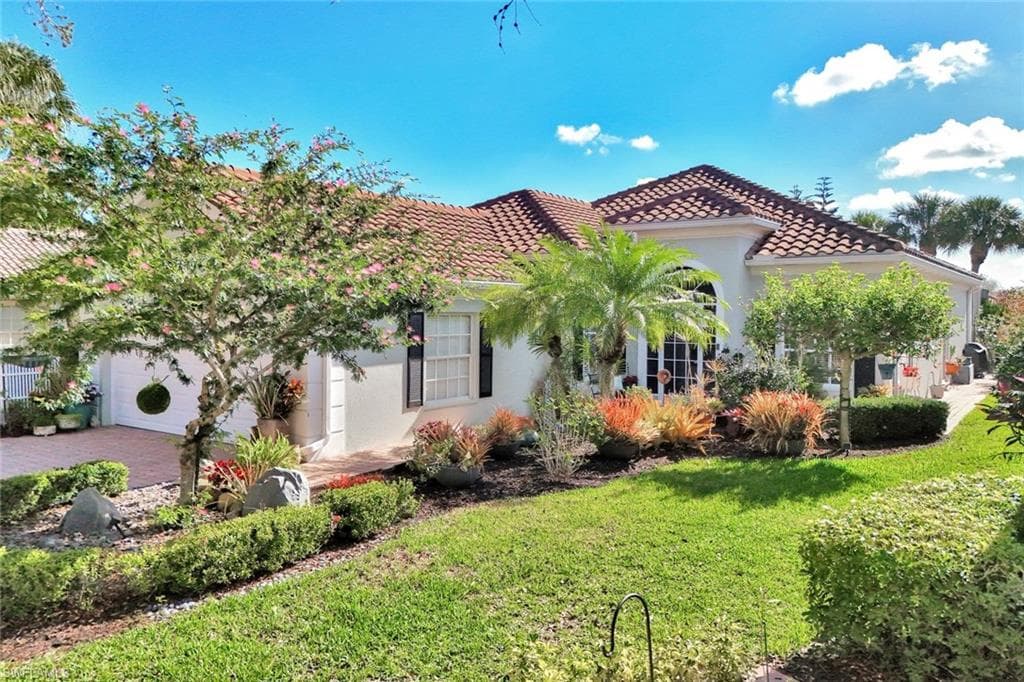 2925 Gilford WAY NAPLES, FL 34119