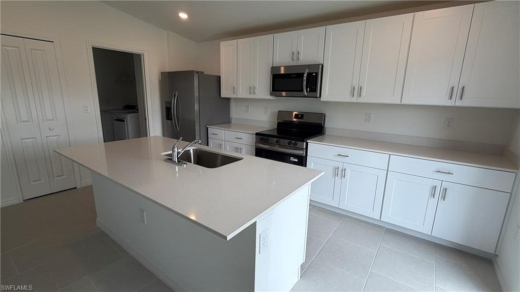 3809 20th ST SW LEHIGH ACRES, FL 33976
