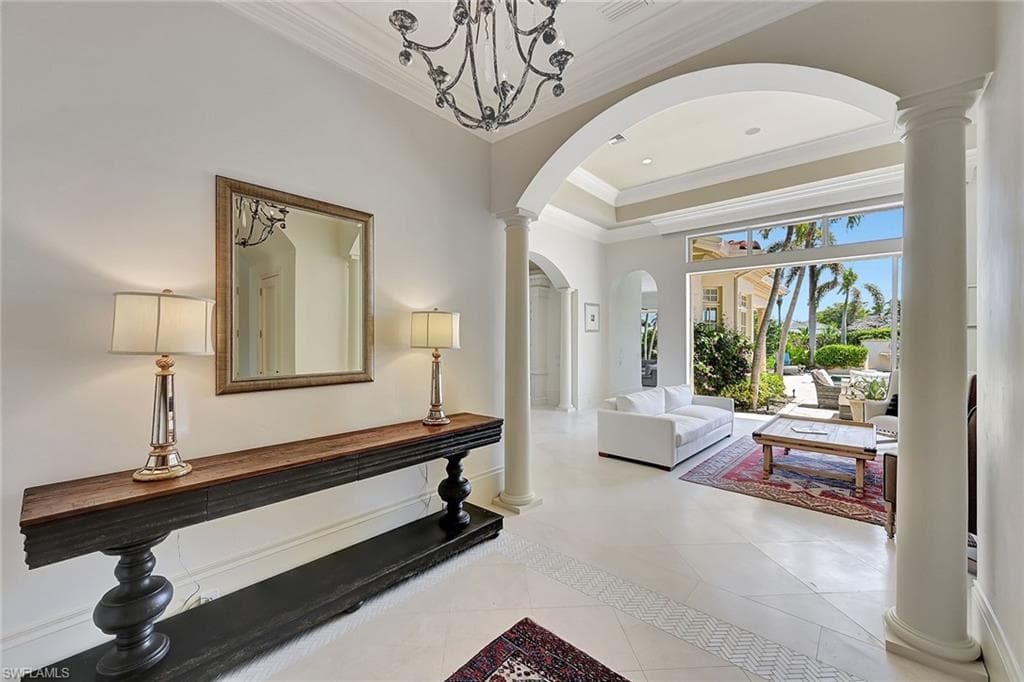 2052 Isla Vista LN NAPLES, FL 34105